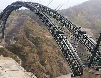 THE ARCH OF ICONIC CHENAB BRIDGE HAS COMPLETED BY INDIAN RAILWAYS