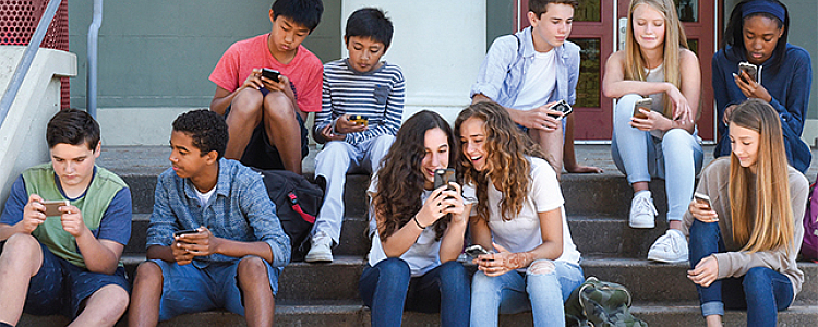The positivie and negative imapact of smartphone on teens