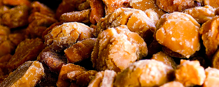 Jaggery: Health Benefits, Types, How to Make, and Disadvantages